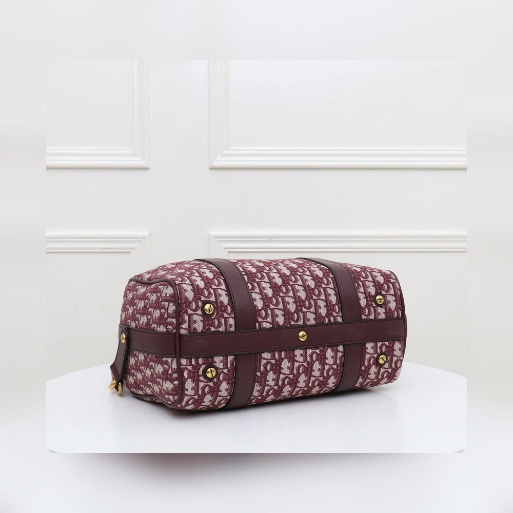 Anum Bags Detail