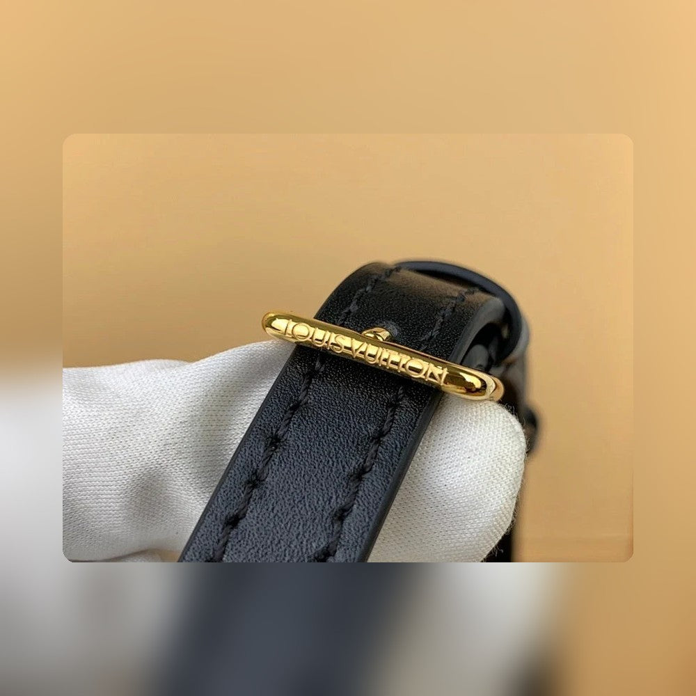 Anum Bags ln Luxury Bag --56759
