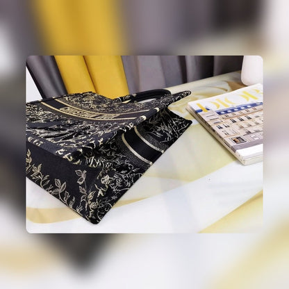 Anum Bags Detail