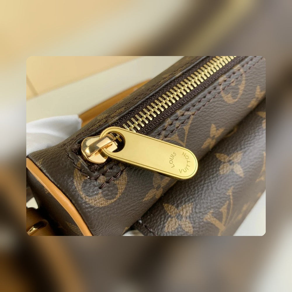 Anum Bags Detail