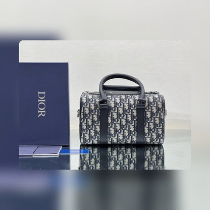 Anum Bags Detail