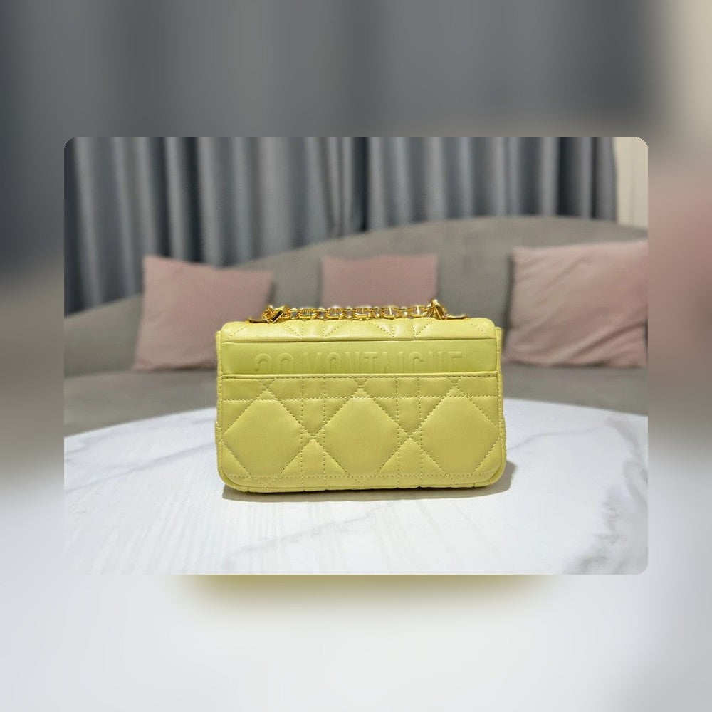 Anum Bags Detail