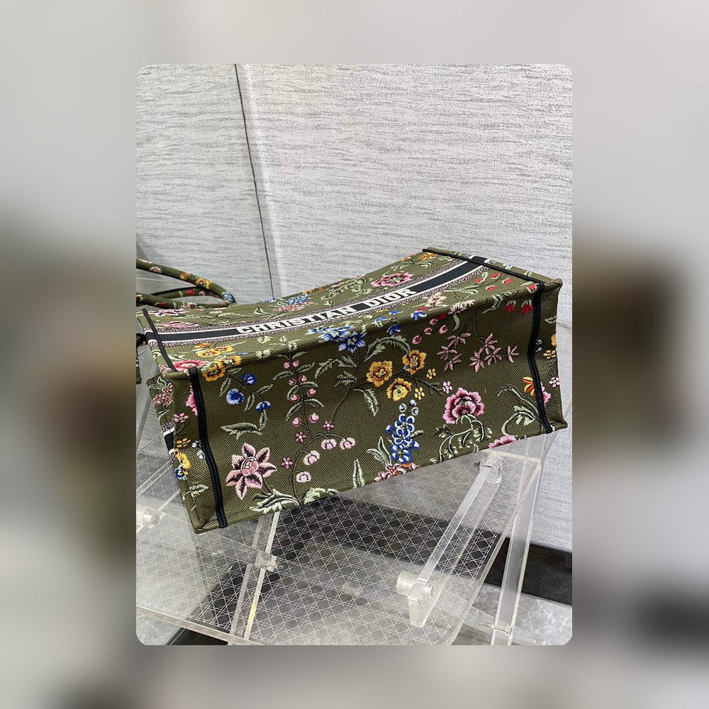 Anum Bags Detail