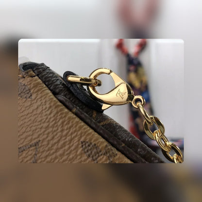 Anum Bags Detail