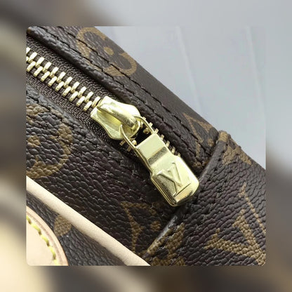 Anum Bags Detail