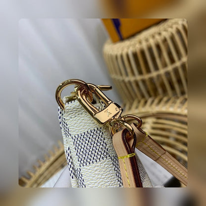 Anum Bags ln Luxury Bag --56523