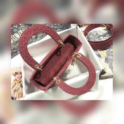 Anum Bags Detail