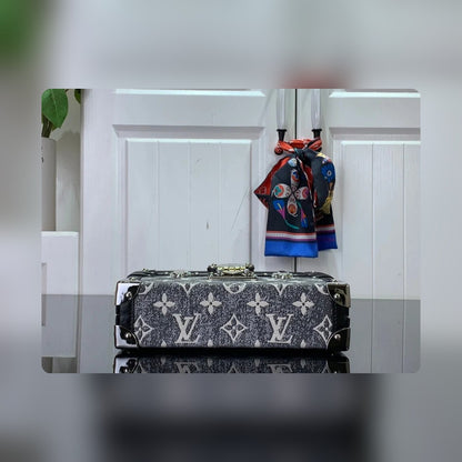 Anum Bags Detail