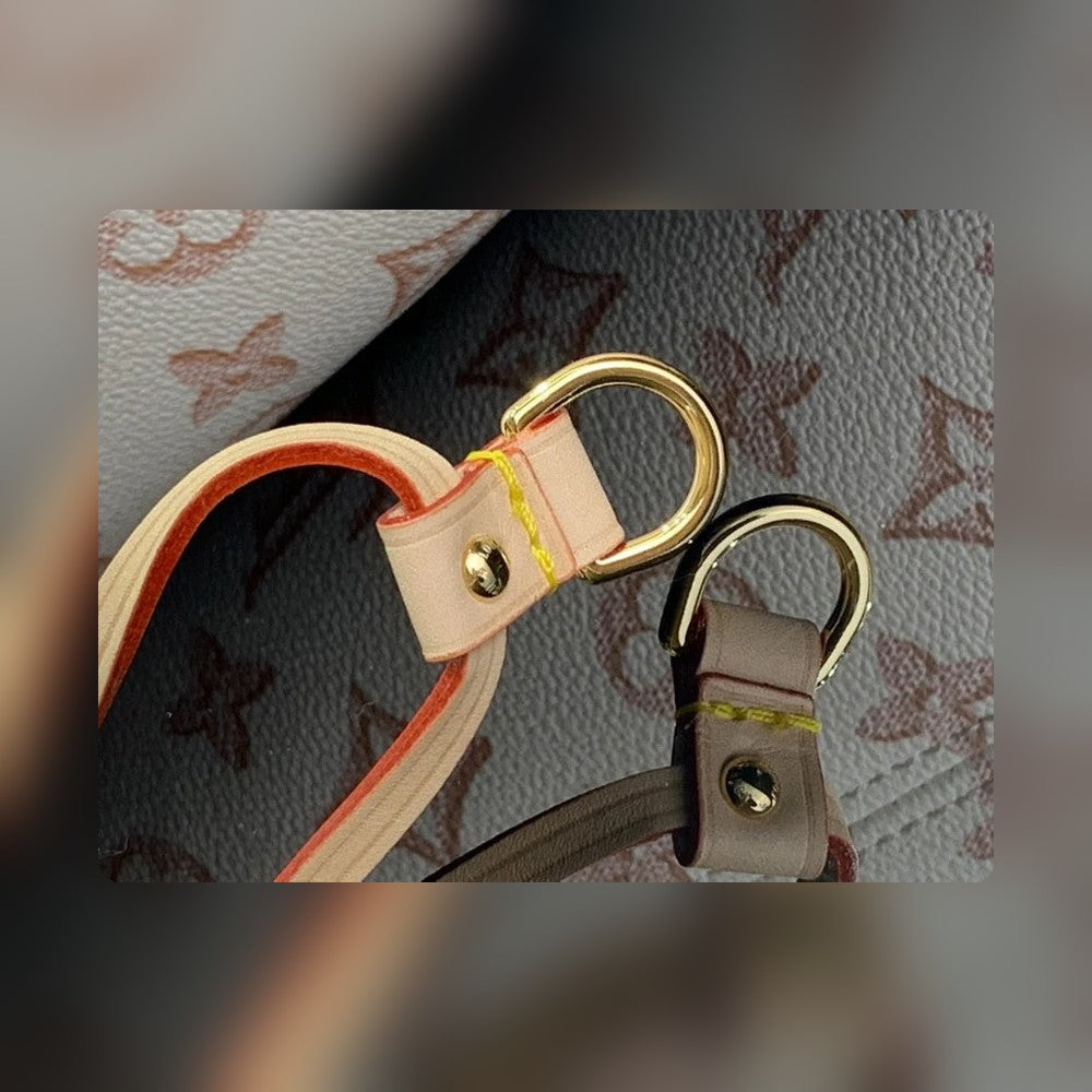 Anum Bags Detail