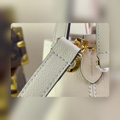 Anum Bags ln Luxury Bag --56218