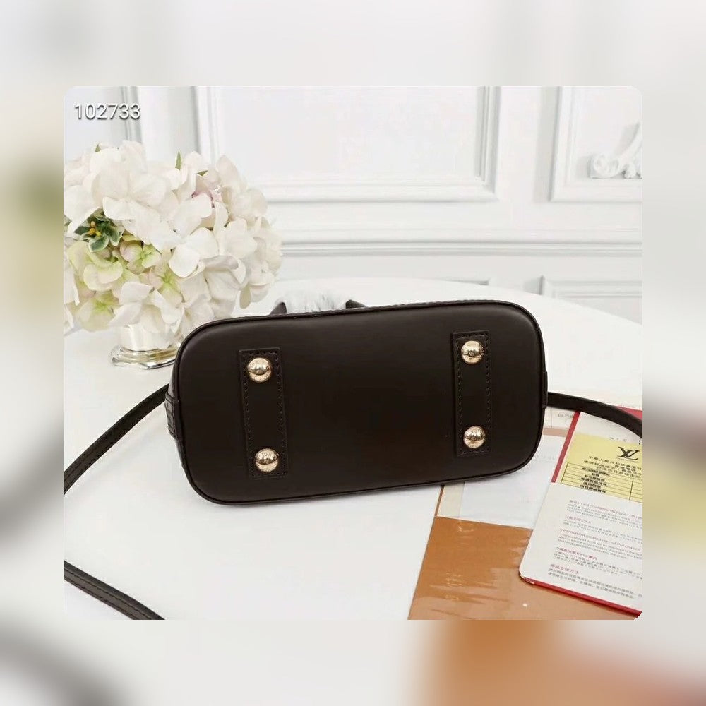Anum Bags Detail