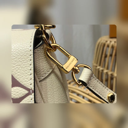 Anum Bags ln Luxury Bag --56393