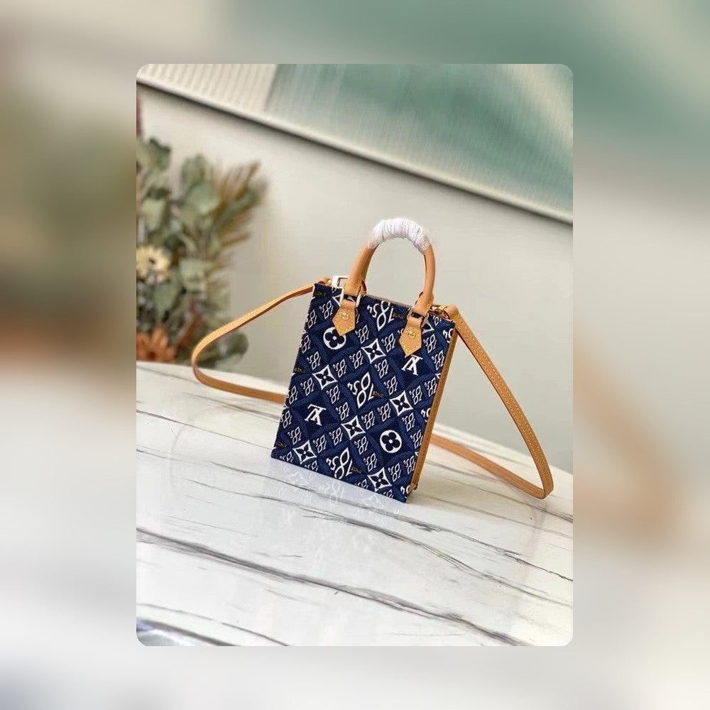 Anum Bags Detail
