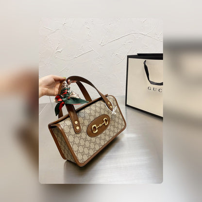 Anum Bags Detail