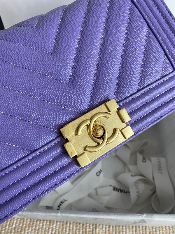 Anum Bags Detail