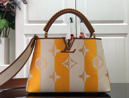 Anum Bags Detail