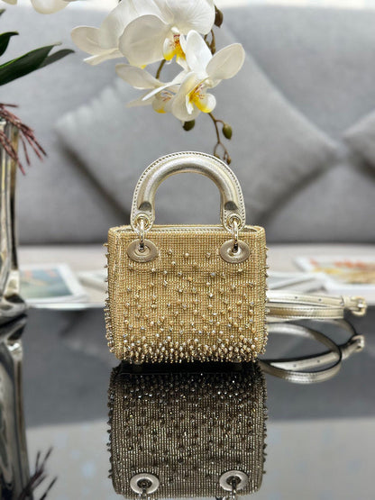 Anum Bags Detail