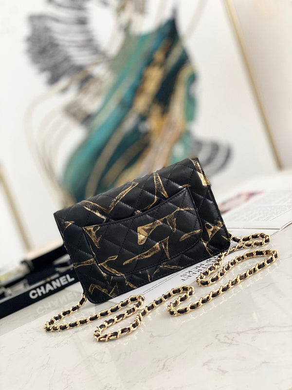 Anum Bags Detail