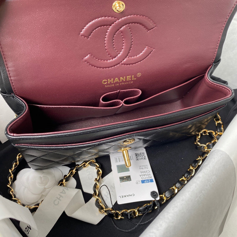 Anum Bags Detail
