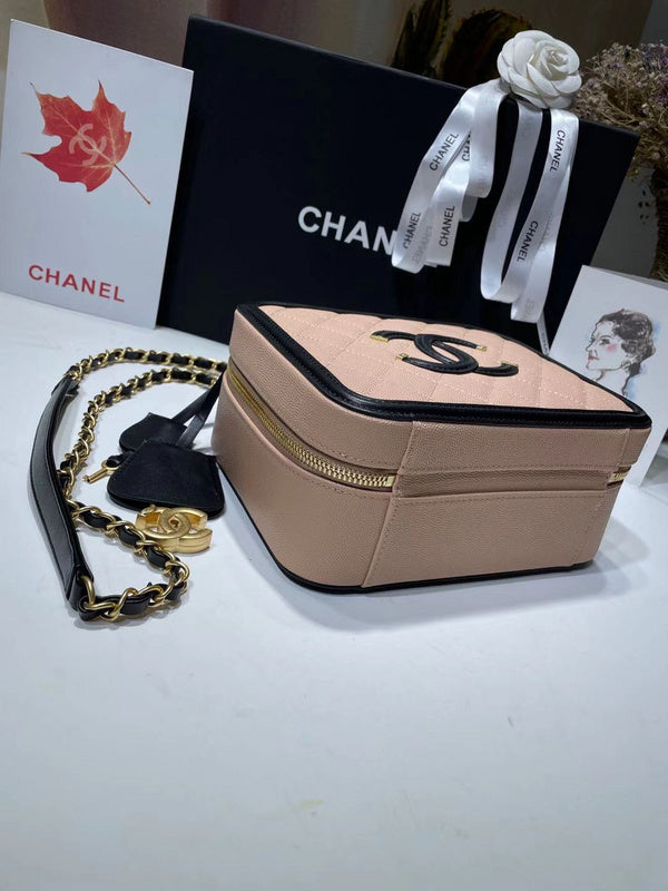 Anum Bags Detail
