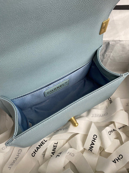 Anum Bags Detail
