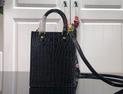 Anum Bags Detail