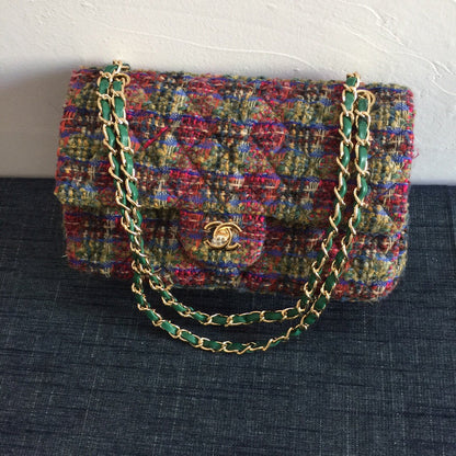 Anum Bags Detail