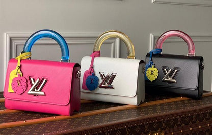 Anum Bags Detail