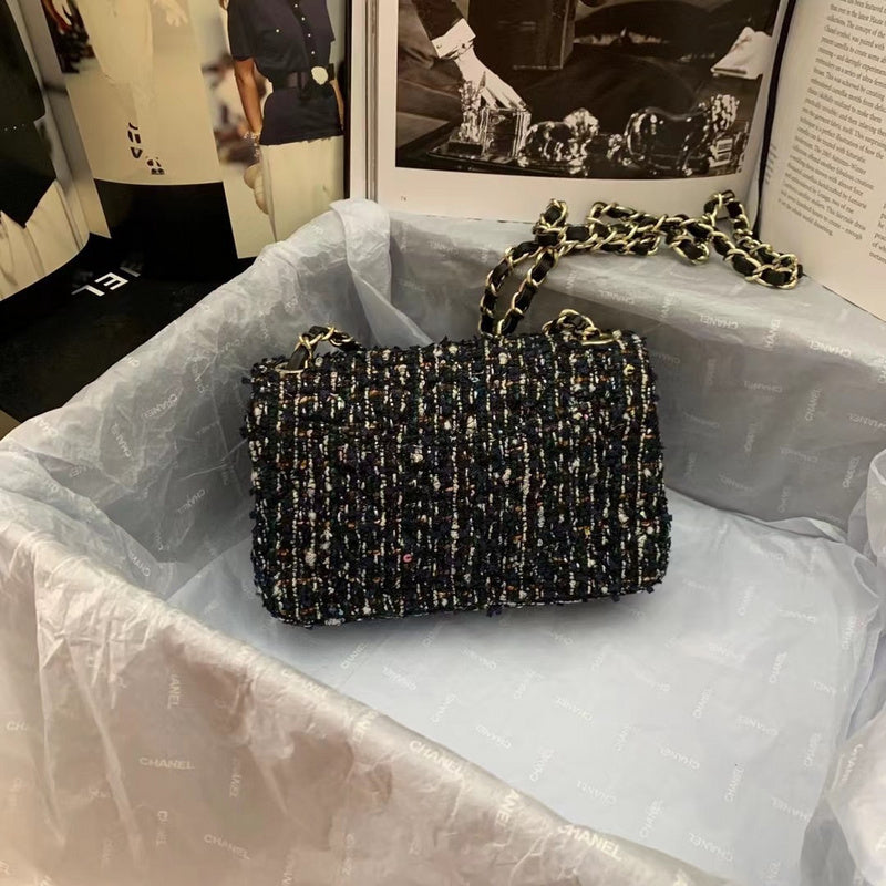 Anum Bags Detail
