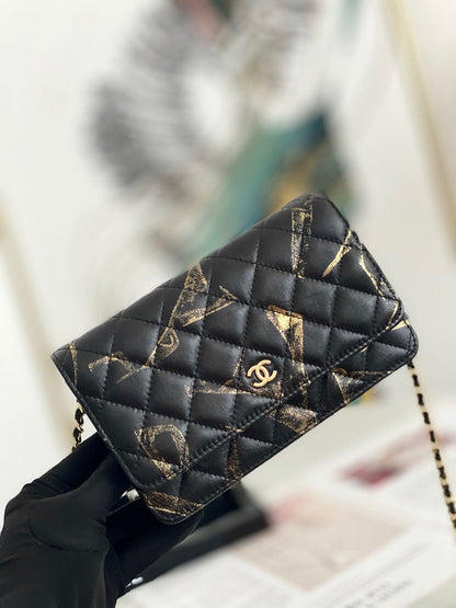 Anum Bags Detail