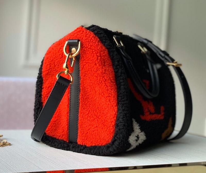 Anum Bags Detail