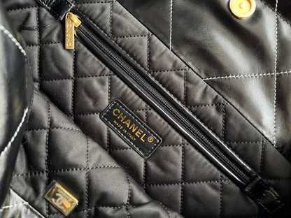 Anum Bags Detail