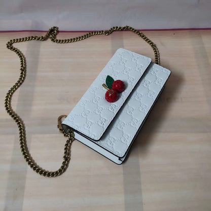 Anum Bags Detail