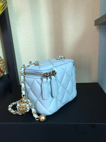Anum Bags Detail