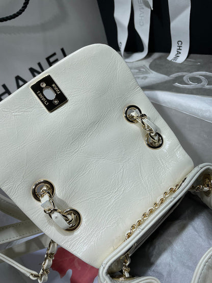 Anum Bags Detail