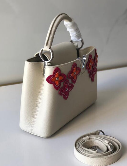 Anum Bags Detail