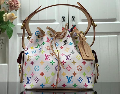 Anum Bags Detail