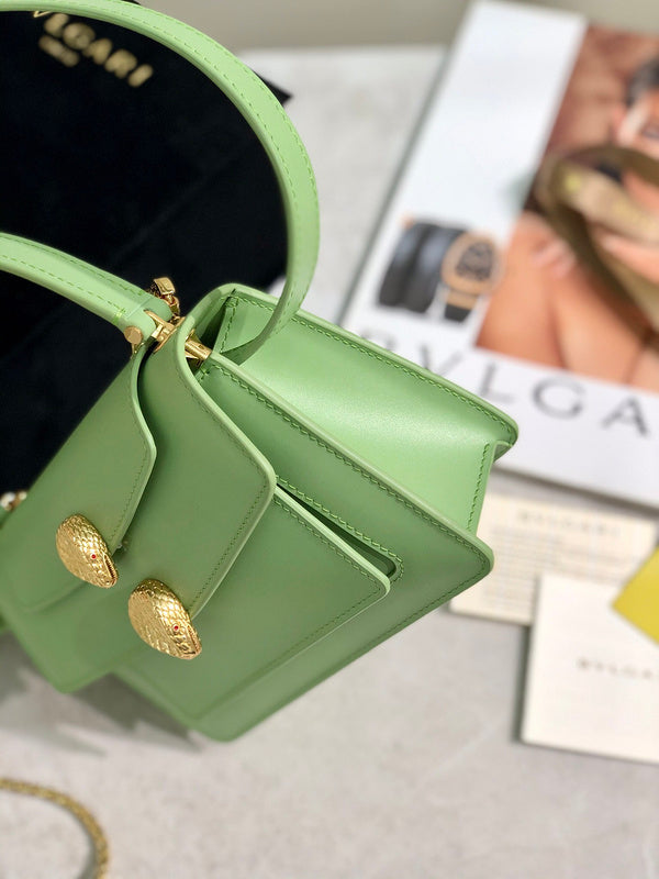Anum Bags Detail