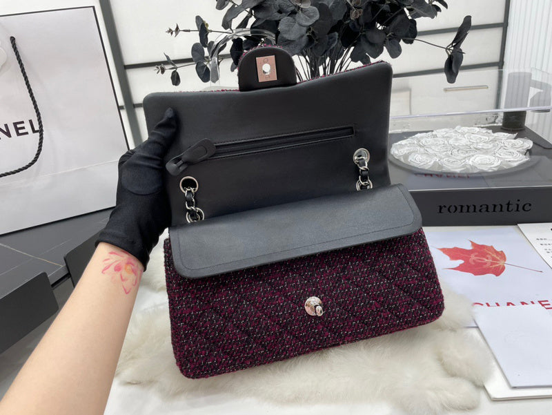 Anum Bags Detail