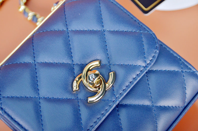Anum Bags Detail