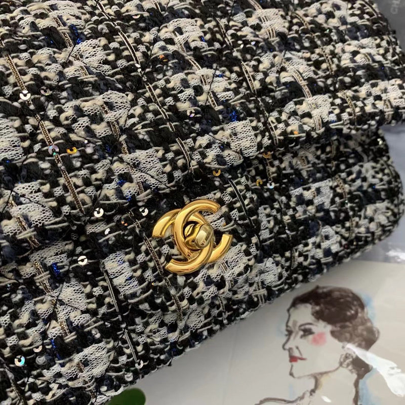 Anum Bags Detail