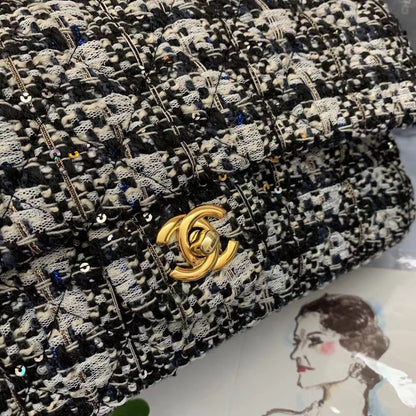 Anum Bags Detail