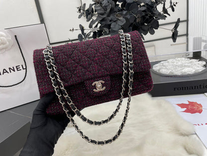 Anum Bags Detail