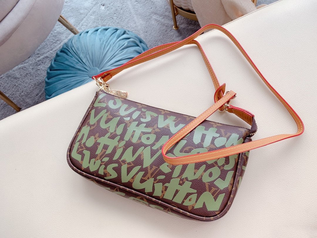 Anum Bags Detail