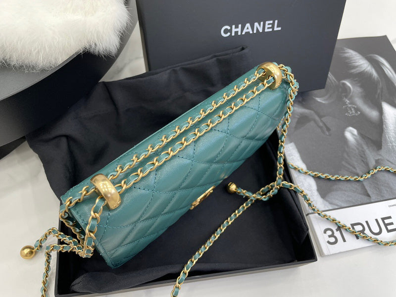 Anum Bags Detail