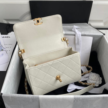 Anum Bags Detail