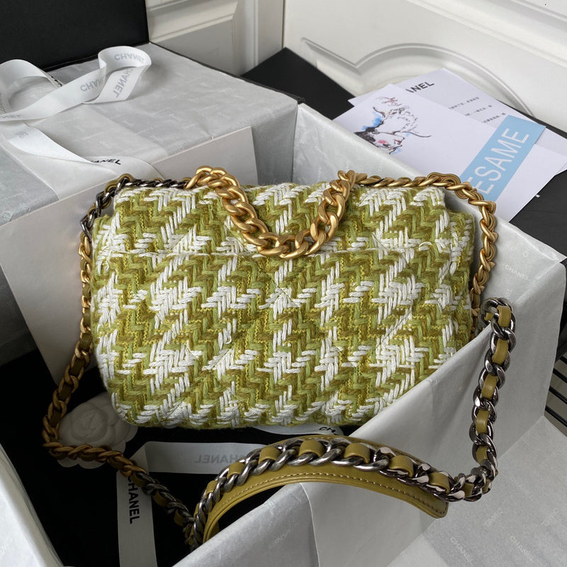 Anum Bags Detail