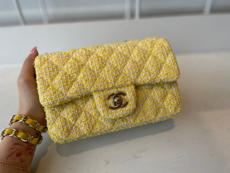 Anum Bags Detail