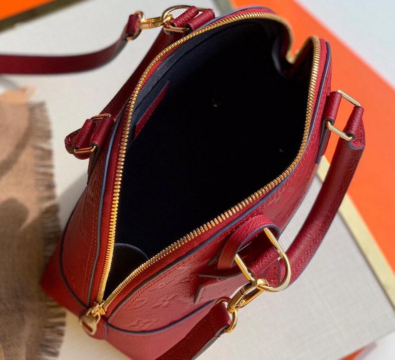 Anum Bags Detail