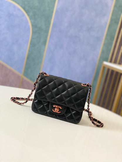 Anum Bags Detail